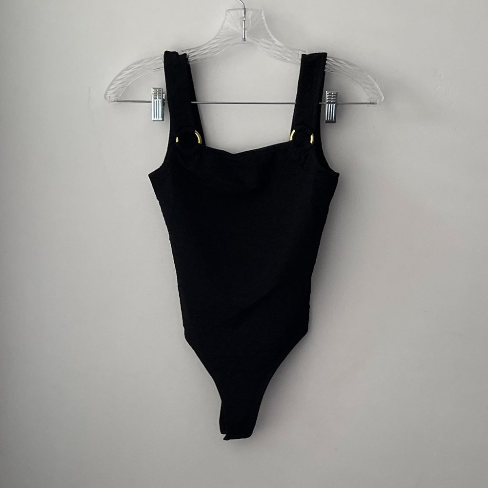 ASOS Design Petite Square Neck Bodysuit in Crinkle - Picture 3 of 9